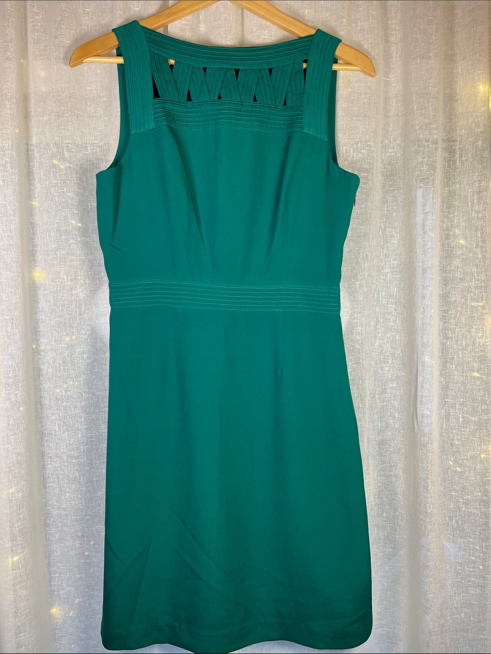 Banana Republic Emerald Green Sleeveless Sheath Dress